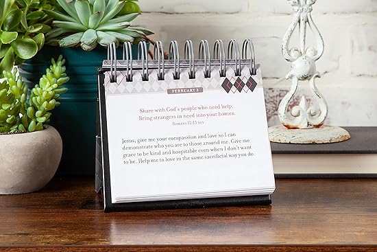Prayers and Promises for Men Perpetual Flip Calendar |  Daily Devotional Desk Calendar for Him